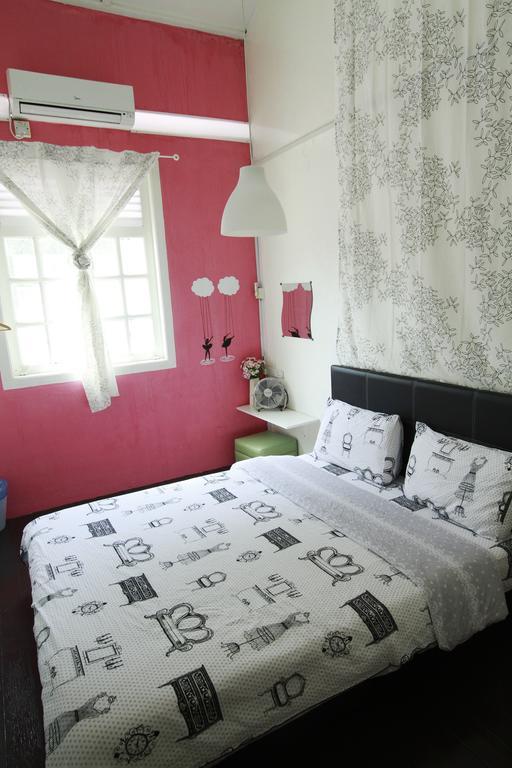 Penang Old House Homestay Τζωρτζ Τάουν Δωμάτιο φωτογραφία